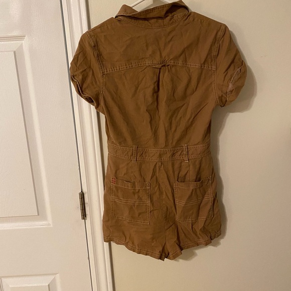 Short Sleeve Romper Urban Outfitters - Picture 2 of 4